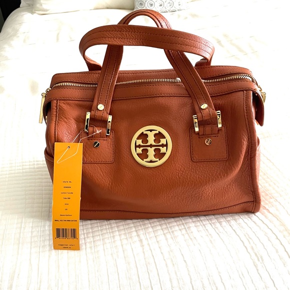 NWT RARE TORY BURCH ANNA SATCHEL IN TAN LEATHER $495 - Picture 2 of 12